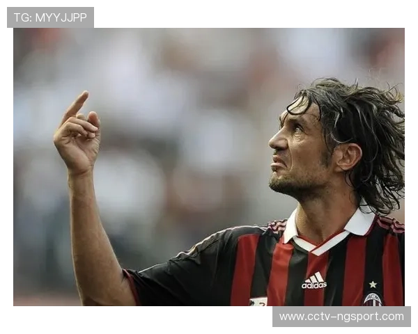 罗马球迷横幅致敬德罗西：你永远不会成为敌人